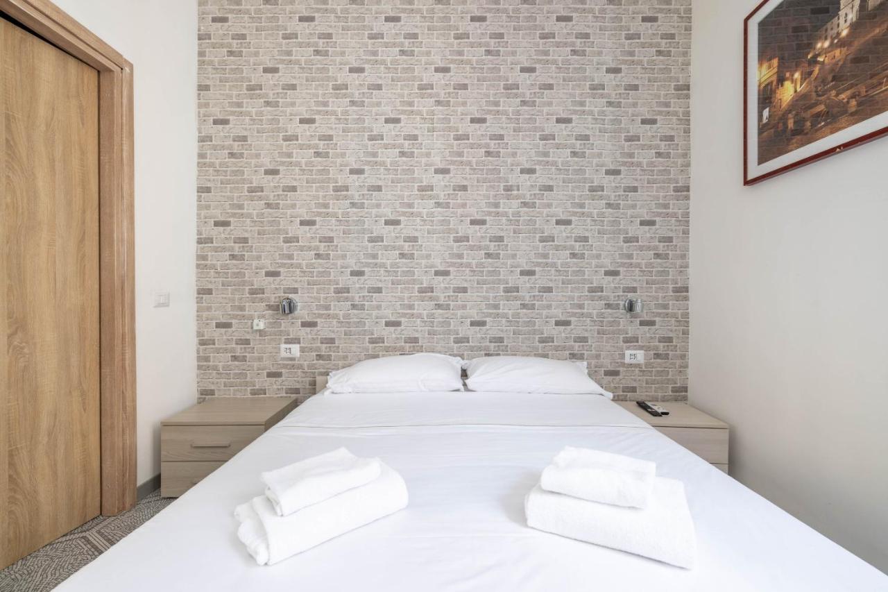 Vg Piazza Navona 5 Stelle Montecitorio Room Рим Екстер'єр фото